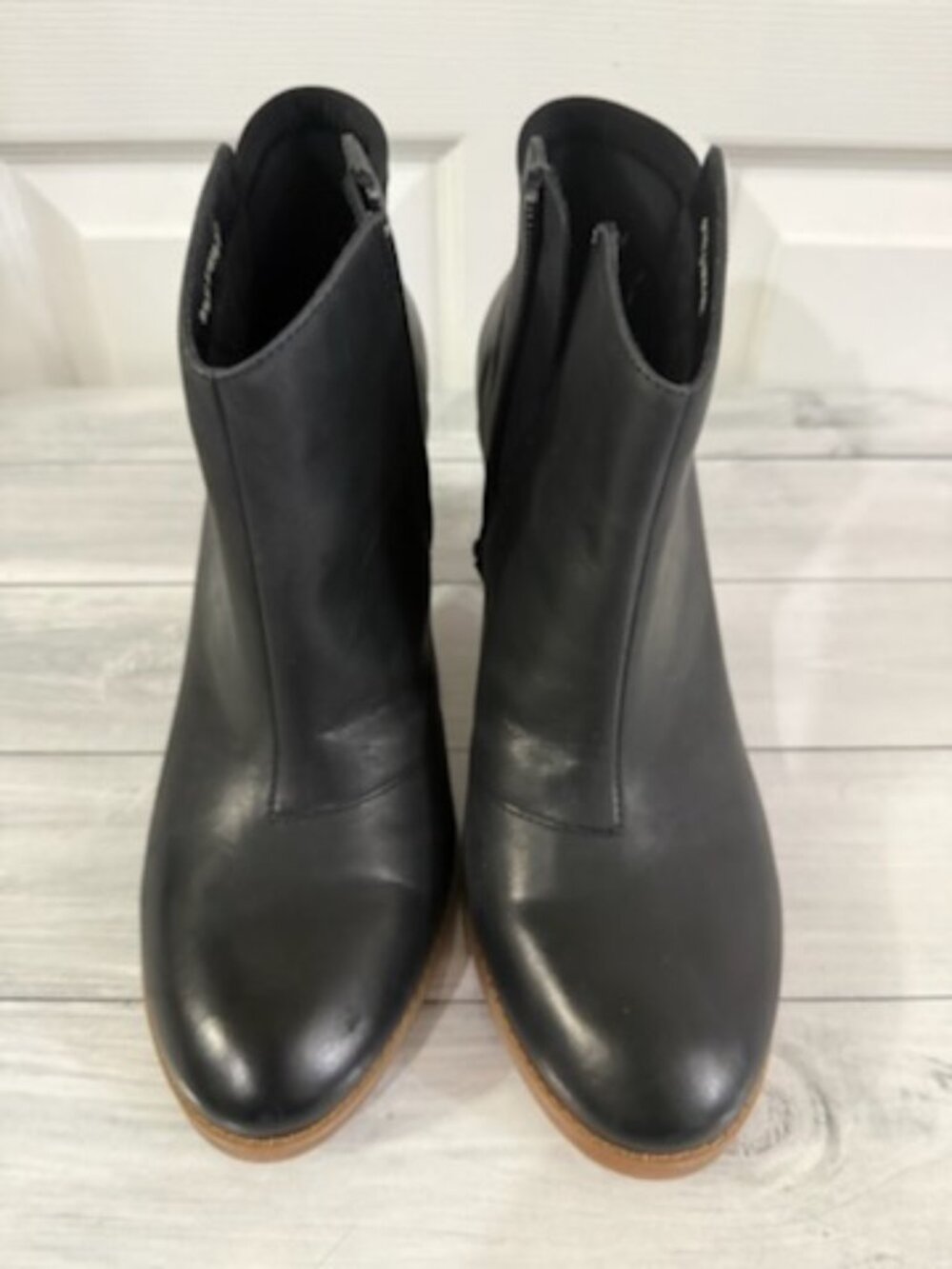 SoftWalk Kora Black Leather Ankle Boots Block Heel Size 9.5 M